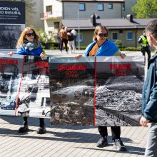 Vilniuje pergalės minėjimas – kuklesnis: skambėjo sovietinės karinės dainos, bet tyliau