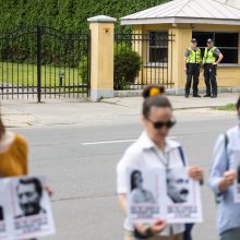 Prie Baltarusijos ambasados – profsąjungų piketas