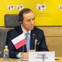 Vilniuje – trišalis raginimas didinti paramą Ukrainai, įvertinti, ar Rusijai vieta JT