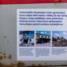 Vilniuje galima pamatyti kulkų suvarpytą greitosios automobilį iš Ukrainos