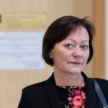 VRK vadovė paskelbė besitraukianti iš pareigų