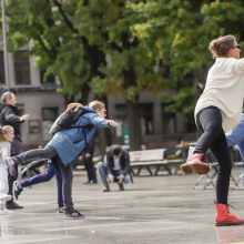 Judėjimo sveikuoliai okupavo Vienybės aikštę: kai kurie jų tokiais tapo tik šiandien