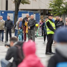 Judėjimo sveikuoliai okupavo Vienybės aikštę: kai kurie jų tokiais tapo tik šiandien