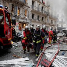 Paryžiaus centre driokstelėjo didžiulis sprogimas, žuvo trys žmonės