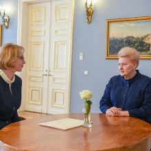 Darbą pradeda pirmoji Lietuvos ambasadorė EBPO L. Viltrakienė