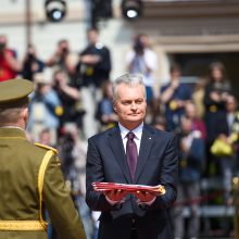 D. Grybauskaitė perdavė Prezidento rūmus G. Nausėdai