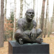 Skulptūra Europos parke žymės Teatrų metus