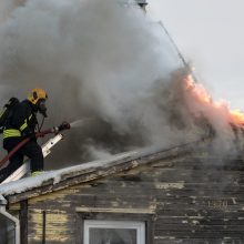 Ūkiniame pastate Kupiškio rajone kilo gaisras, įtariamas padegimas