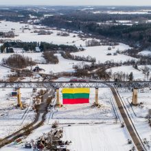 „Lietuvos geležinkeliai“ vėl išradingai sveikina Lietuvą