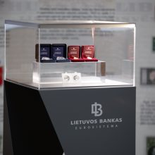 Lietuvos bankas kauniečiams atvėrė slapčiausias vietas: eilė nusidriekė prie milijono
