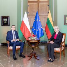 Vokietijos politiką padedant Ukrainai Lenkijos premjeras vadina per silpna