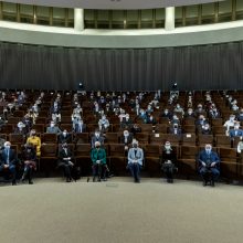 Premjerė pagerbė tarptautinių moksleivių olimpiadų, konkursų dalyvius ir jų mokytojus