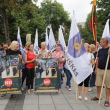 Prie Vyriausybės protestas prieš migrantus Dieveniškėse: pas mus gaisras, padėkite jį nugesinti