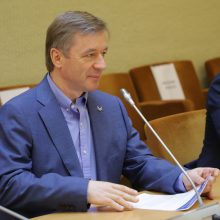 Apkaltinta dėl tuščio kritikavimo opozicija pažėrė priekaištų valdantiesiems: mus „išdūrė“