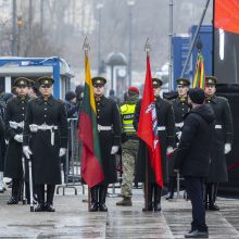 Sausio 13-osios minėjimas – triukšmingas: premjerė kalbą sakė su ašarom, protestuotojai rėkė „Gėda!“