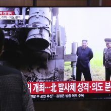 Šiaurės Korėjos lyderis labai patenkintas naujausiu raketų bandymu