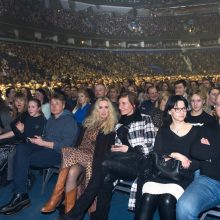 A. Mamontovas turą su orkestru pradėjo gerbėjų pilnoje arenoje Vilniuje