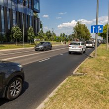Vilniaus gatvėse verda darbai: per mėnesį paklota 15 km naujo asfalto