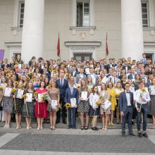 Vilnius vėl gali didžiuotis didžiausiu šimtukininkų būriu