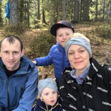 Po dviejų dešimtmečių Oslo šurmulyje šeima pasinėrė į Žemaitijos ramybę