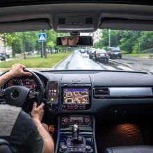 Pavežėjų automobiliuose gali atsirasti vaizdo kameros: saugos nuo priekabiavimo, keiksmų
