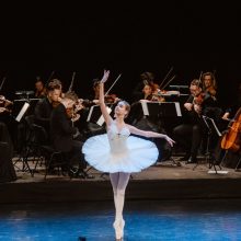 „Žaismingos muzikos orkestras“ šoks Klaipėdos koncertų salėje