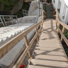 Į vasarą – naujais laiptais: iki remonto pabaigos liko nedaug
