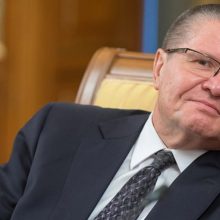 Už korupciją kalėti nuteistas buvęs Rusijos ekonomikos ministras paleistas pirma laiko