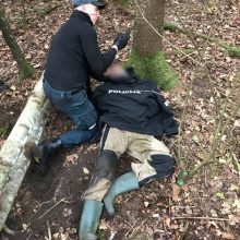 Iš miško spąstų išgelbėtas vyras: ant šaltos žemės gulėjo per naktį