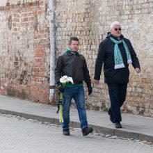 Atsisveikinti su Ukrainoje žuvusiu savanoriu T. Tumu atvykęs G. Nausėda: turime duoti atkirtį