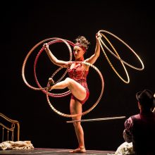 „Cirque du Soleil“ dėl karantino perkelia savo pasirodymus į televizorių ekranus