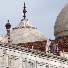 Indijoje prasiautusi audra apgadino legendinį Tadž Mahalą