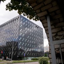 Prokuratūra kreipėsi į teismą dėl tvoros, vartų ir statinių Vilniuje pašalinimo
