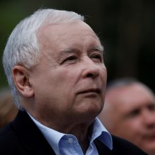 Lenkų lyderis paaukojo Ukrainos kariuomenei, taip išspręsdamas šmeižto bylą