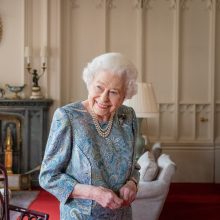 Karalienė Elizabeth II nedalyvaus vasaros sodo šventėse