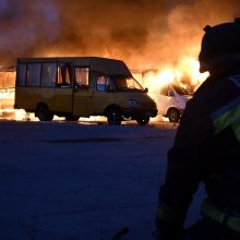 Ukraina teigia Donecke sunaikinusi rusų formuotę, Rusija kaltina ją atakomis