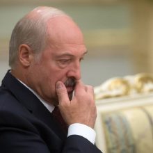 Dėl įsitraukimo į karą Baltarusija tempia laiką: įvardijo, ko bijo A. Lukašenka