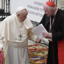 Iškilus Kanados kardinolas kaltinamas lytiniu priekabiavimu