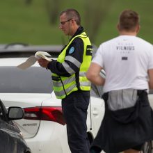 Į sostinės gatves išriedės naujas vairuotojų siaubas: tikrins, ar susimokėjo už parkavimą