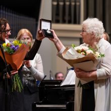 Pianistė V. Vitaitė apdovanota Kultūros ministerijos garbės ženklu