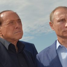 V. Putinas atidavė pagarbą S. Berlusconi pavadindamas jį tikru draugu