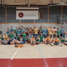 LCC tarptautinis universitetas vėl kviečia Klaipėdos regiono vaikus į vasaros krepšinio stovyklas