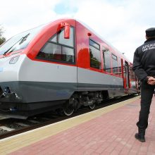 Vasarą bus ribojamas traukinių eismas tarp Vilniaus ir oro uosto bei Jašiūnių