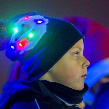 Įžiebta pagrindinė Kauno eglė: mieste prasideda šiltų Kalėdų laukimas