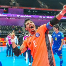 Pasaulio salės futbolo čempionato keturioliktoji diena: į pusfinalį iškopė portugalai ir kazachai