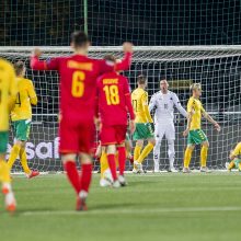 Lietuvos futbolininkai beviltiškai pralaimėjo Juodkalnijos rinktinei