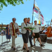 Kauno geležinkelio stotyje paminėtos 80-osios tremties metinės: žmones subūrė specialus pasirodymas