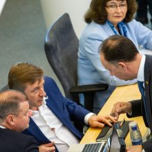 Seimas pareiškė pasitikėjimą premjeru S. Skverneliu