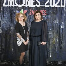 Apdovanojimai „Žmonės 2020“ subūrė ryškiausias garsenybes