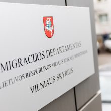 Departamentas įspėja dėl melagingos informacijos užsieniečiams apie deportaciją